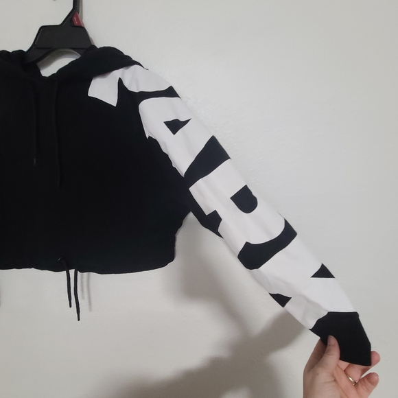 Ivy park cropped hoodie black and white - Picture 10 of 16